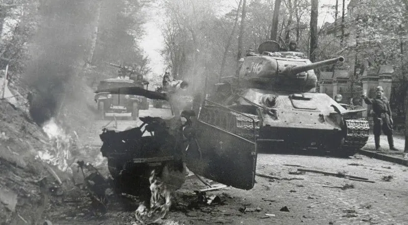 7th Tank Guard Corps in Berlin' suburbs during the Battle of Berlin