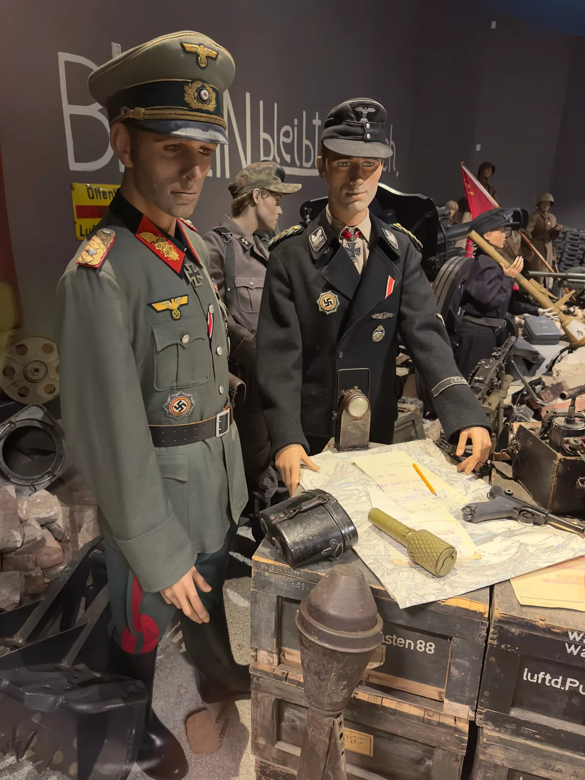 Arquebus Krigshistorisk Museum Norway. WW2 Battle of Berlin 1945 diorama. Nazi Germany Wehrmacht General Waffen-SS Brigadeführer Panzer division Uniforms weapons military equipment Mannequins ruins debris Hitlerjugend Red Army etc (2