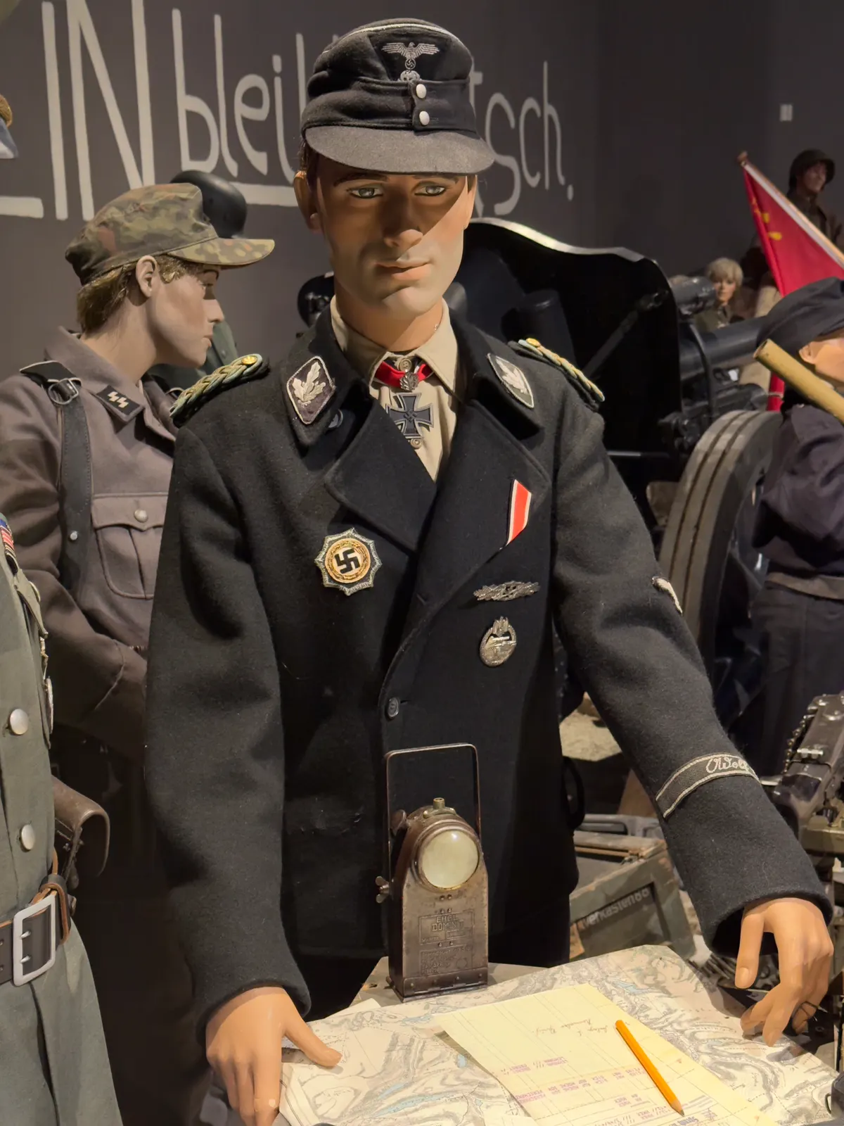 Arquebus Krigshistorisk Museum Norway. WW2 Battle of Berlin 1945 diorama. Nazi Germany Waffen-SS Brigadeführer Panzer armoured tank division Uniforms weapons military equipment artillery lamp Mannequins ruins debris Hitlerjugend etc