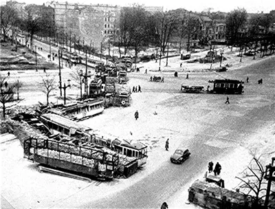 Barrikaden am Knie in Berlin
